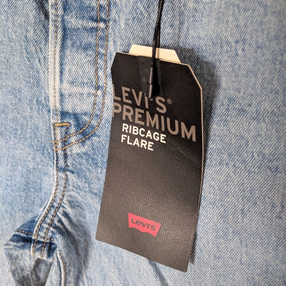 Levi's Ribcage Flare Tango light premium jeans NWT - Picture 5 of 8